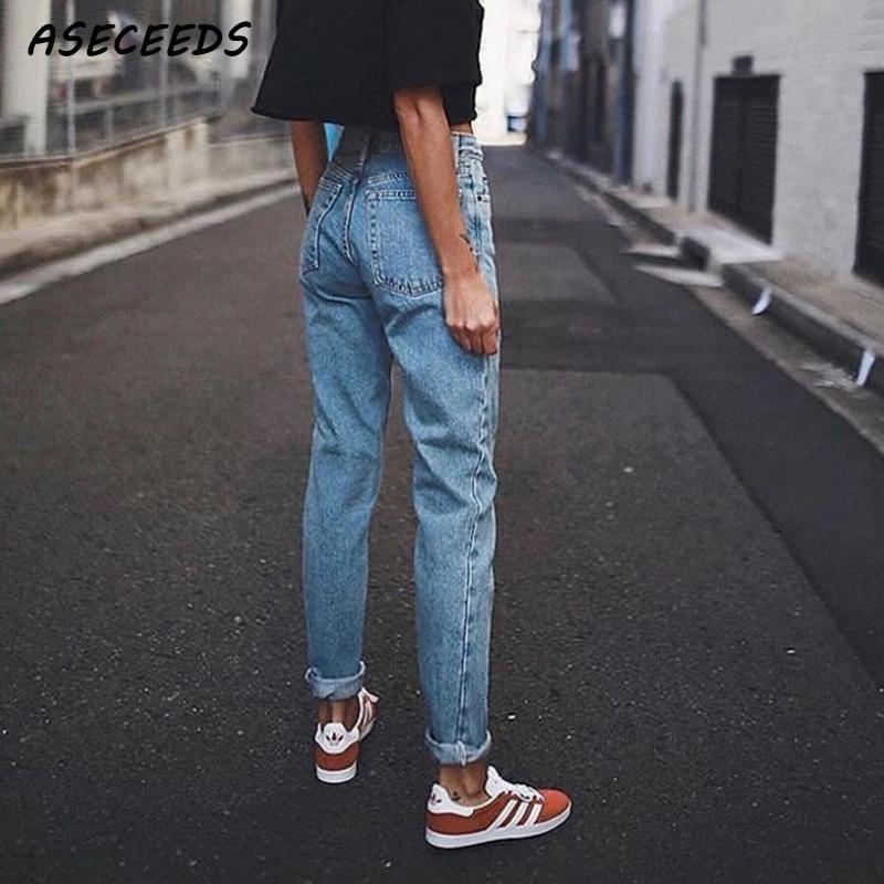 Vintage ladies boyfriend jeans mom high